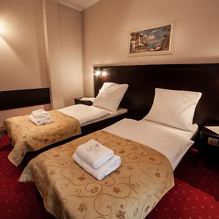 Hotel Maria 2*