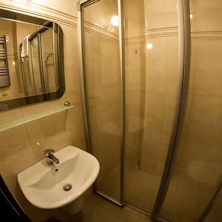 Maria Отель Стшелин