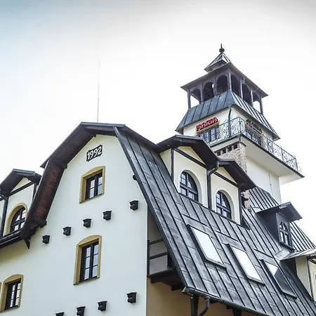 Maria Hotel