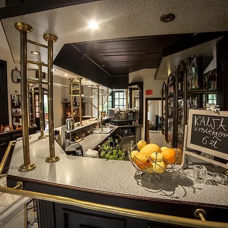 Maria Отель Стшелин